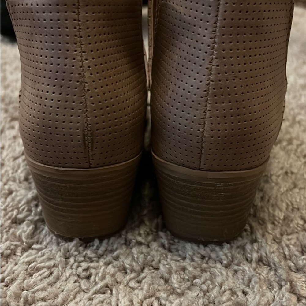Booties - Picture 3 of 4